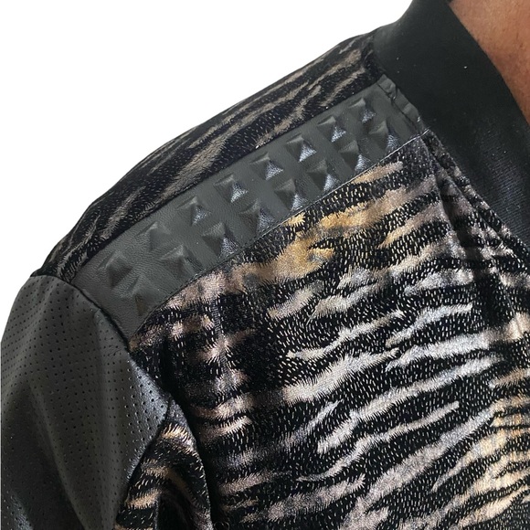 INSERCH Limited Edition Italy Black Velour Gold Textured Faux Leather Jacket L - Picture 5 of 7